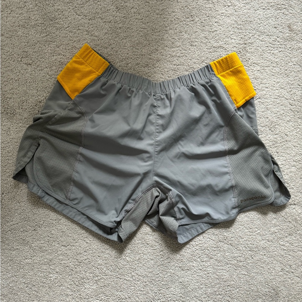 Patagonia Strider Pro Men’s Running Shorts Size Medium Grey/Yellow